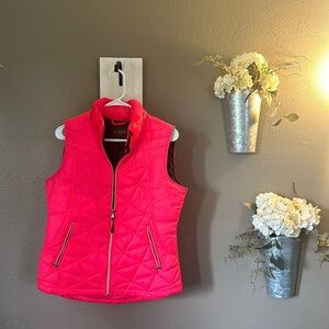 Tek Gear neon pink vest size small